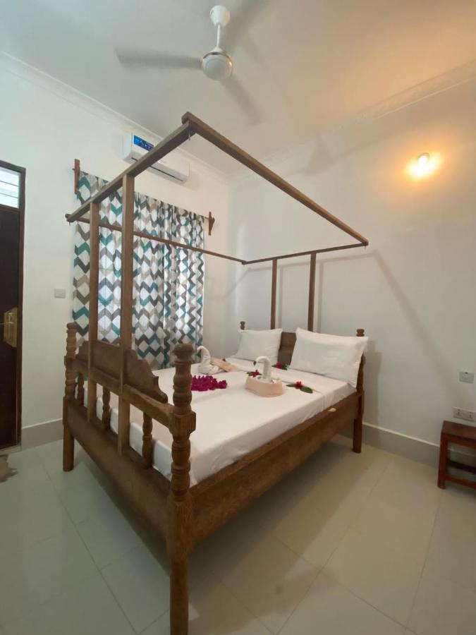 Ndiro Beach House Kendwa Exterior photo